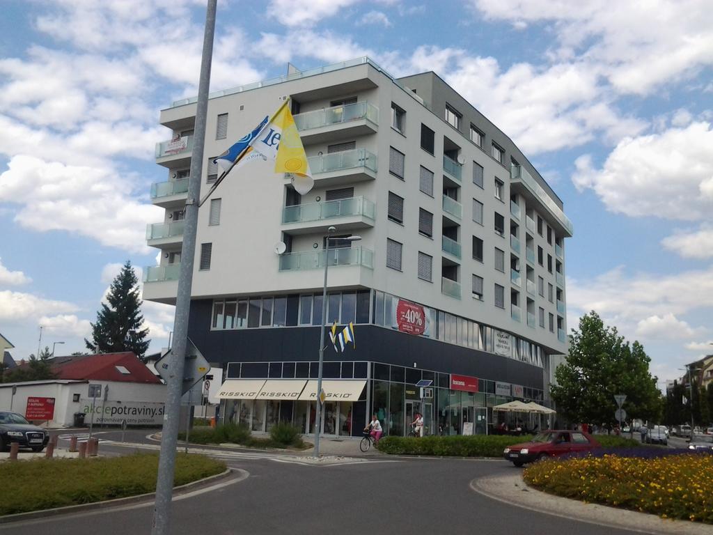 Apartman Halex Centrum City Aupark ピエシュチャニ 部屋 写真