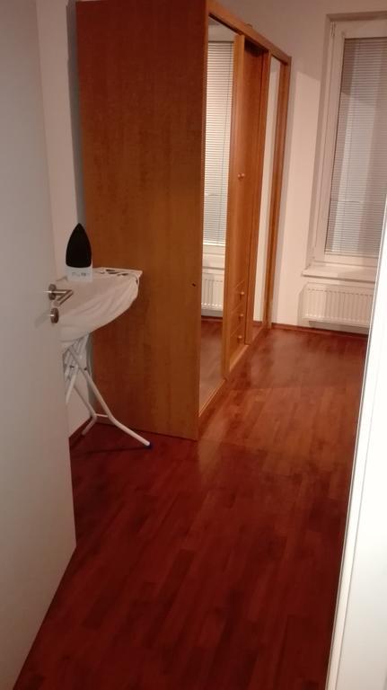 Apartman Halex Centrum City Aupark ピエシュチャニ エクステリア 写真