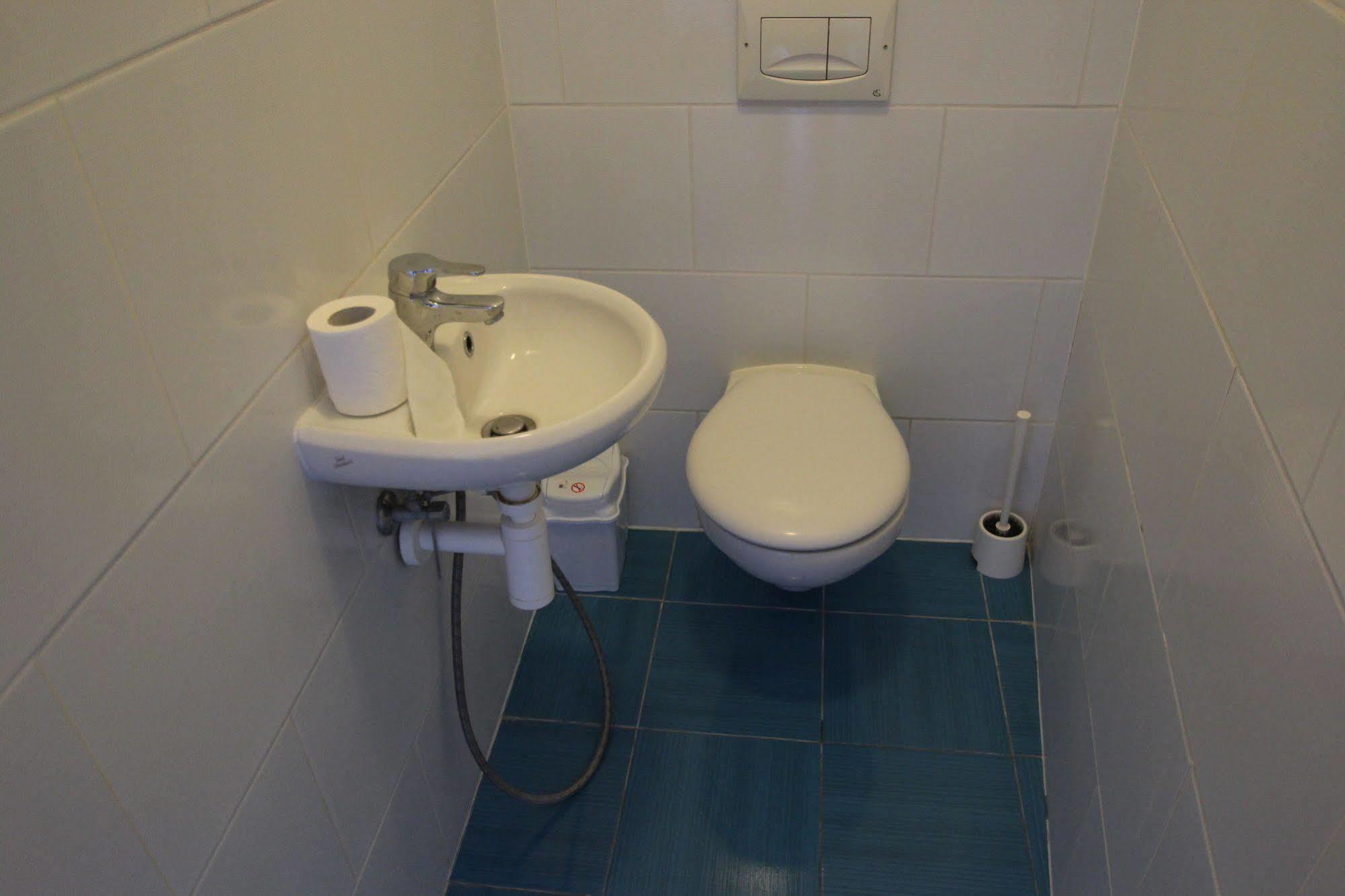 Apartman Halex Centrum City Aupark ピエシュチャニ エクステリア 写真